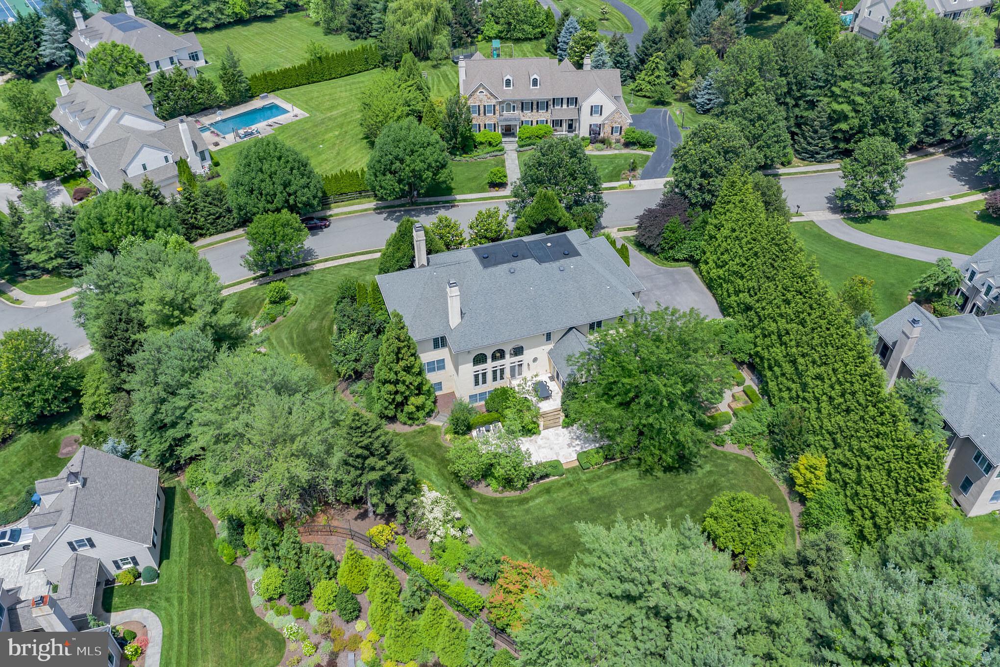 WHITEGATE - Residential