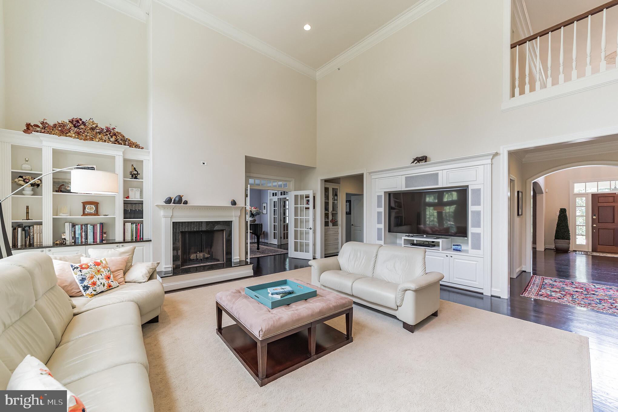 WHITEGATE - Residential