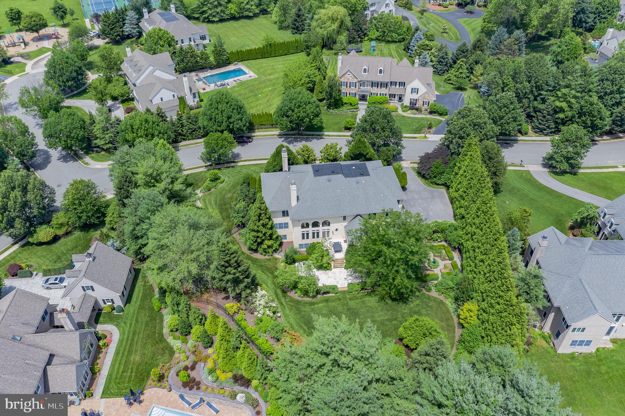 WHITEGATE - Residential