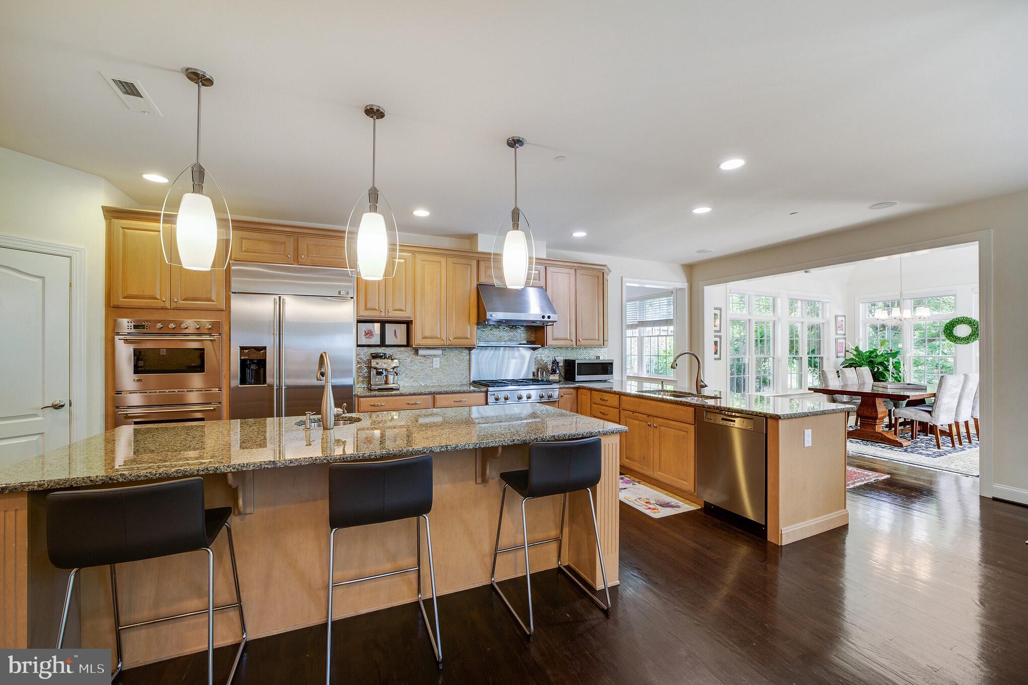 WHITEGATE - Residential