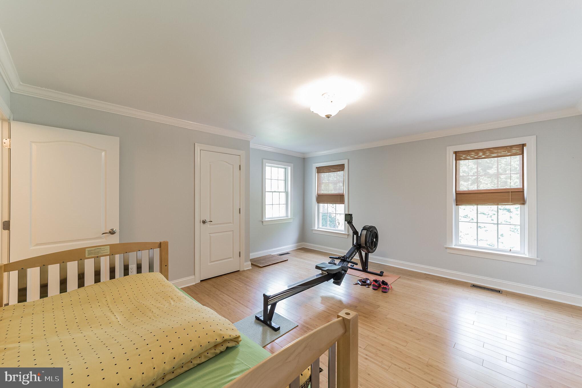 WHITEGATE - Residential