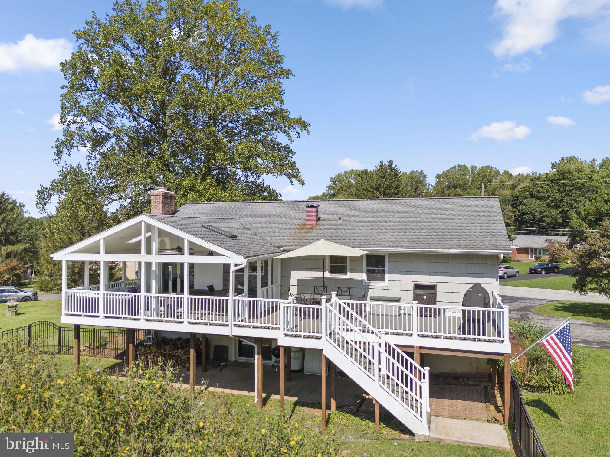 PLEASANT HILLS - Residential