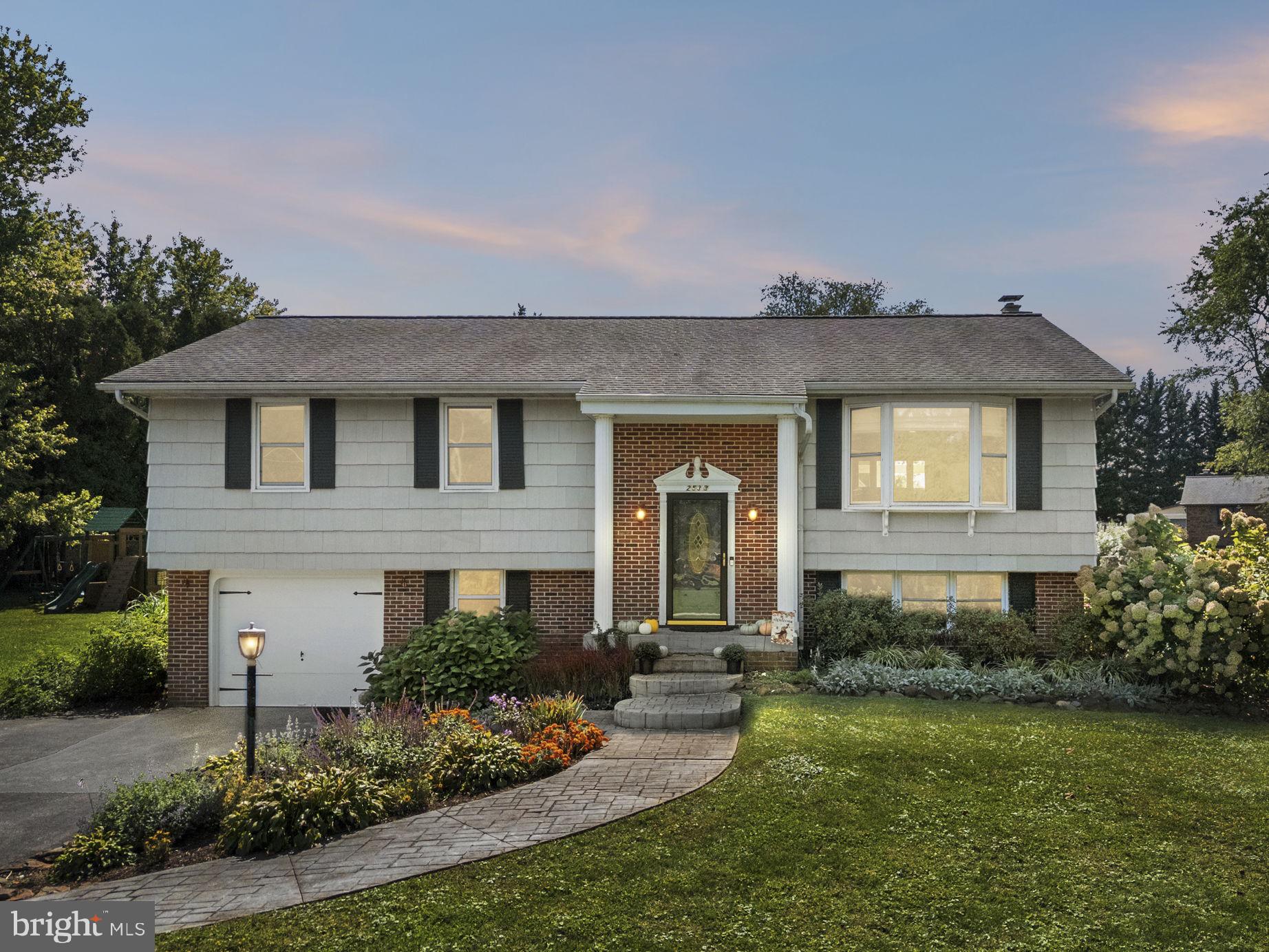 PLEASANT HILLS - Residential