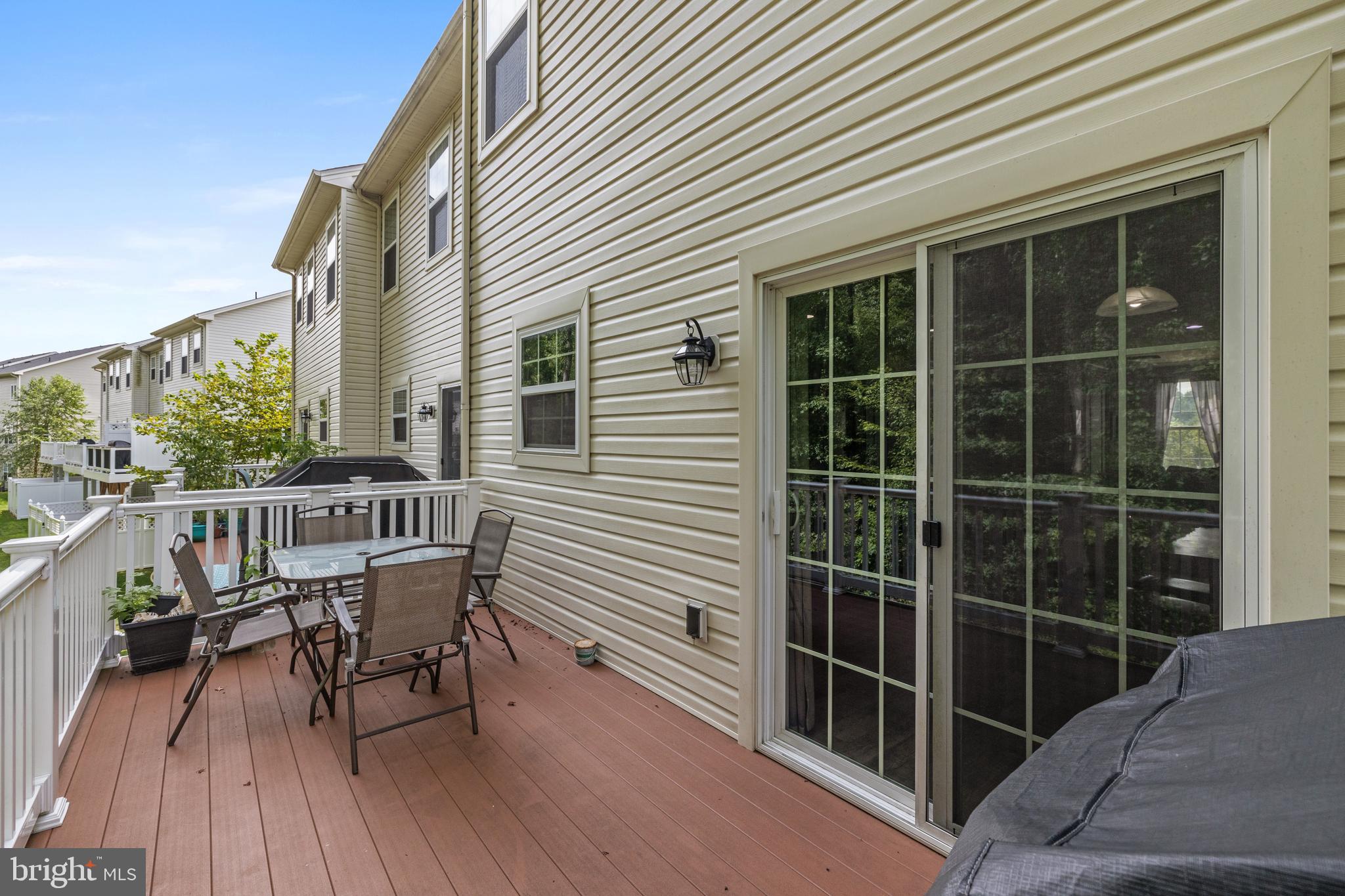 TANYARD SPRINGS - Residential