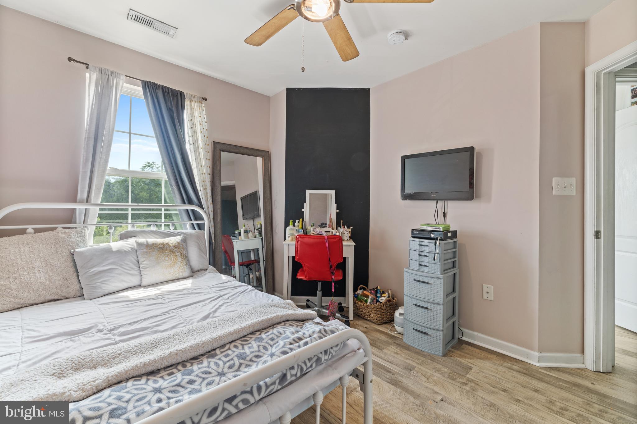 TANYARD SPRINGS - Residential