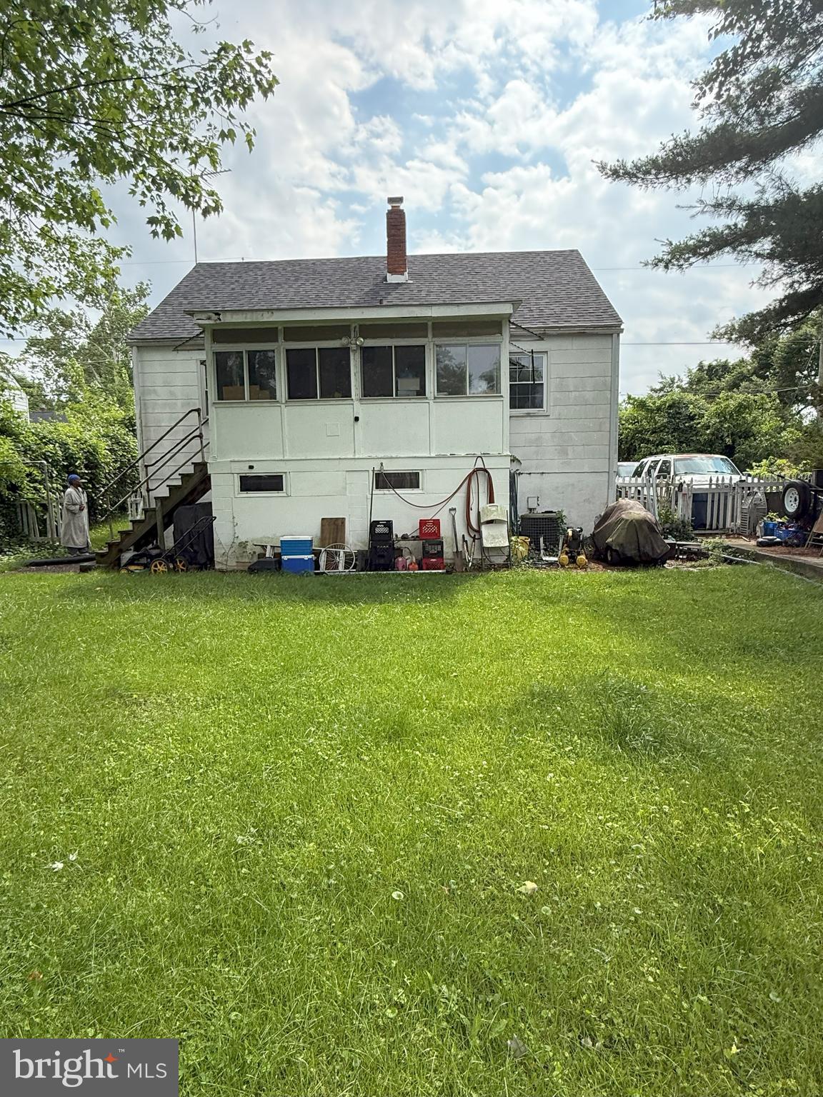 145 S HURON DRIVE