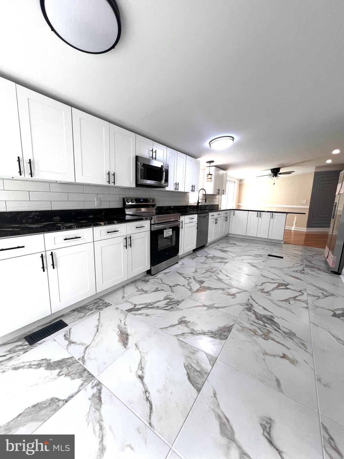 MARYLAND MANOR MOBILE HOME PARK - Residential