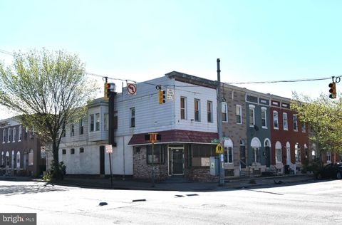 Photo of 241 N Lakewood Avenue, BALTIMORE, MD 21224 (MLS # MDBA2210602)