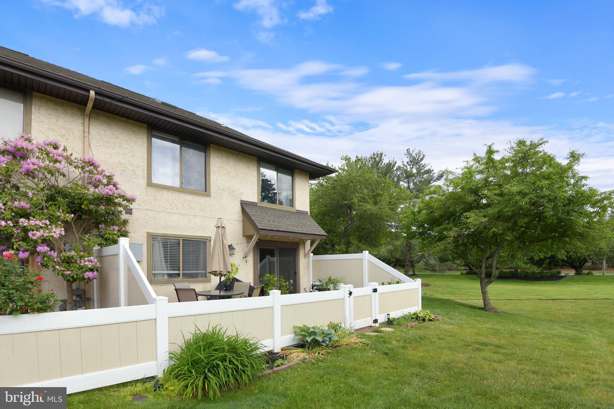 34 HAMPSHIRE DRIVE