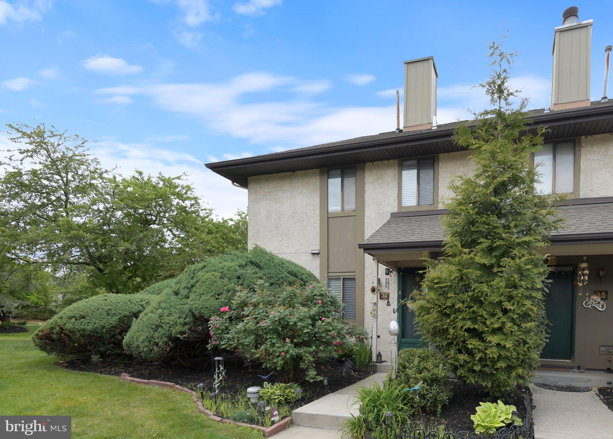 34 HAMPSHIRE DRIVE