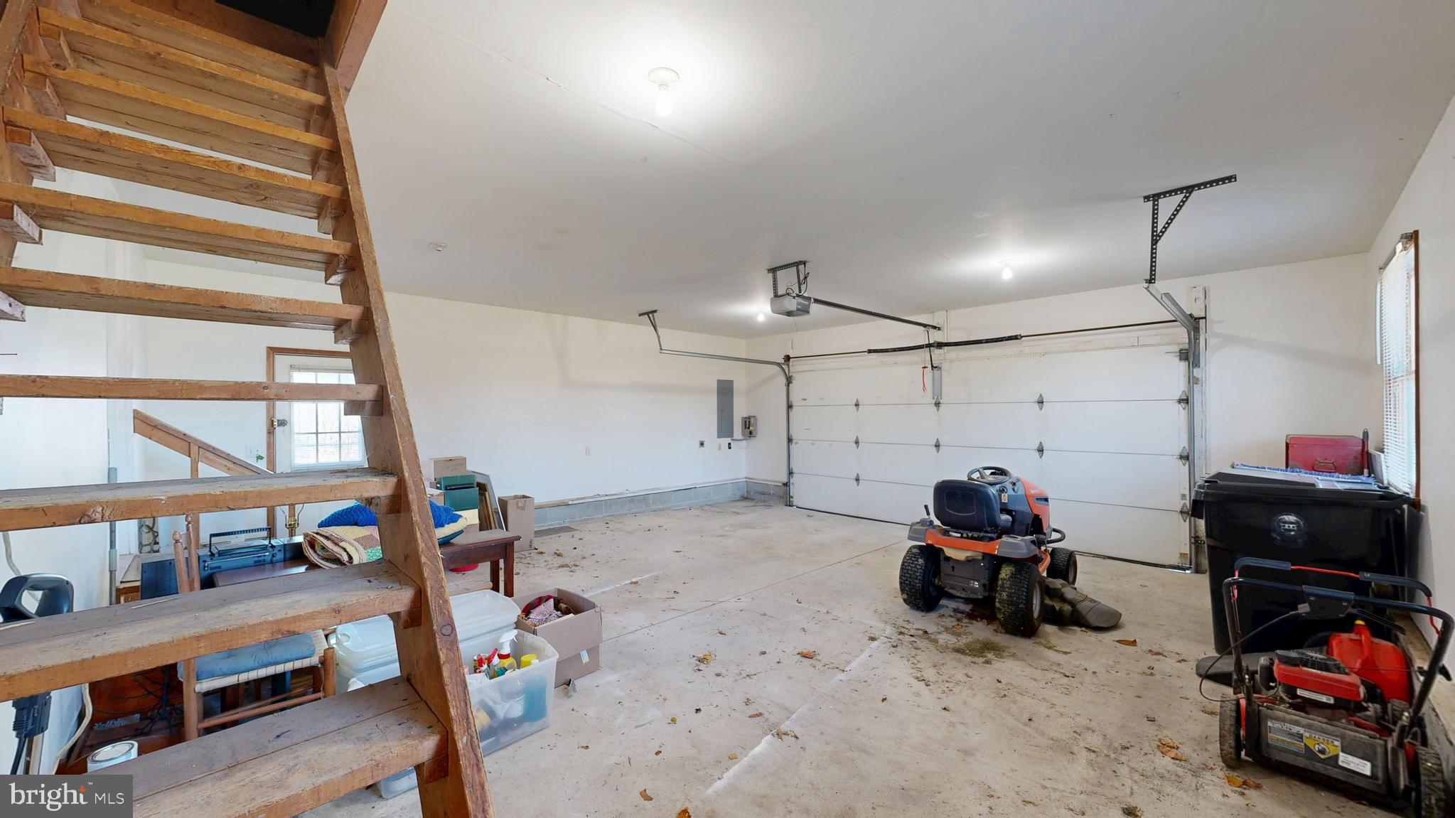 HIDDEN ACRES - Residential