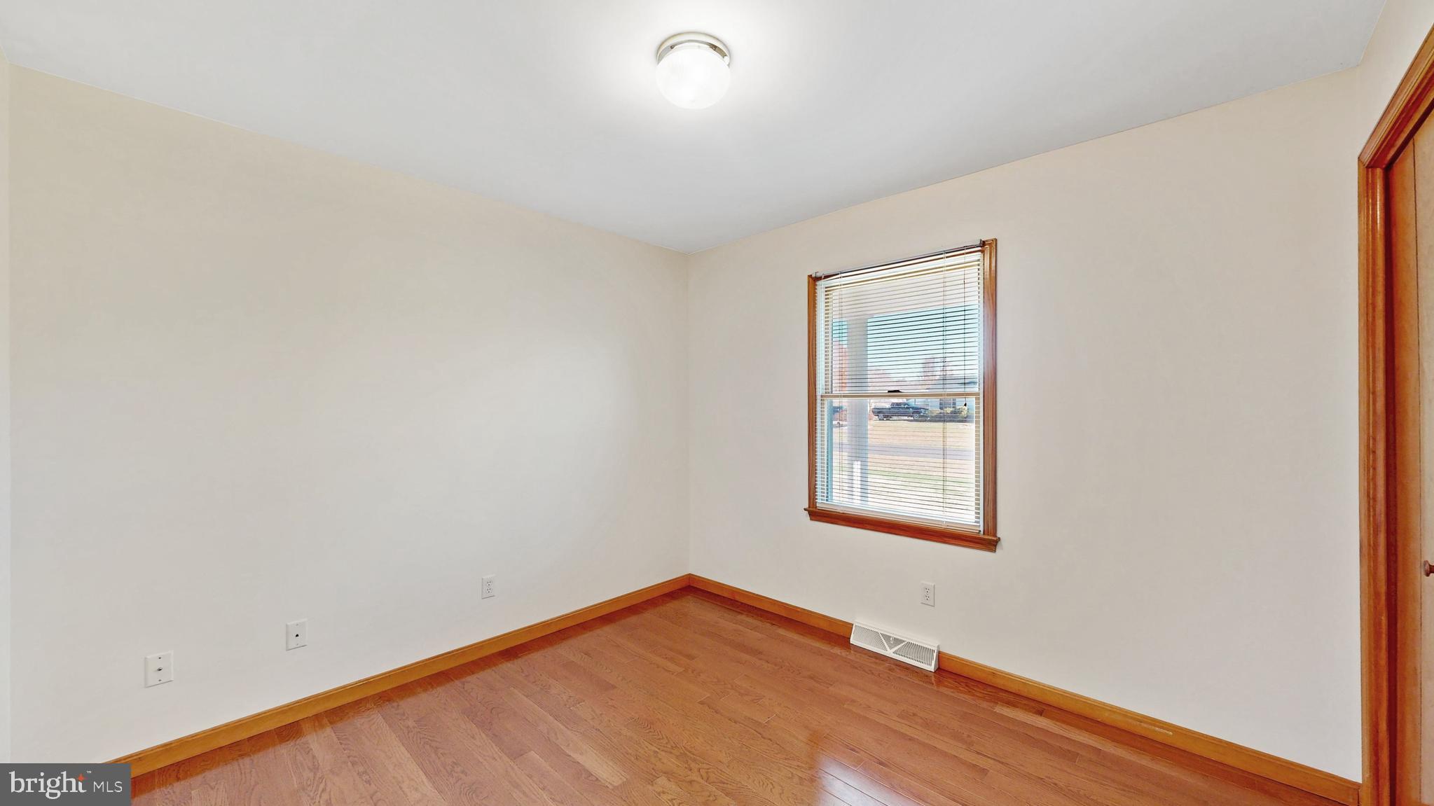 HIDDEN ACRES - Residential