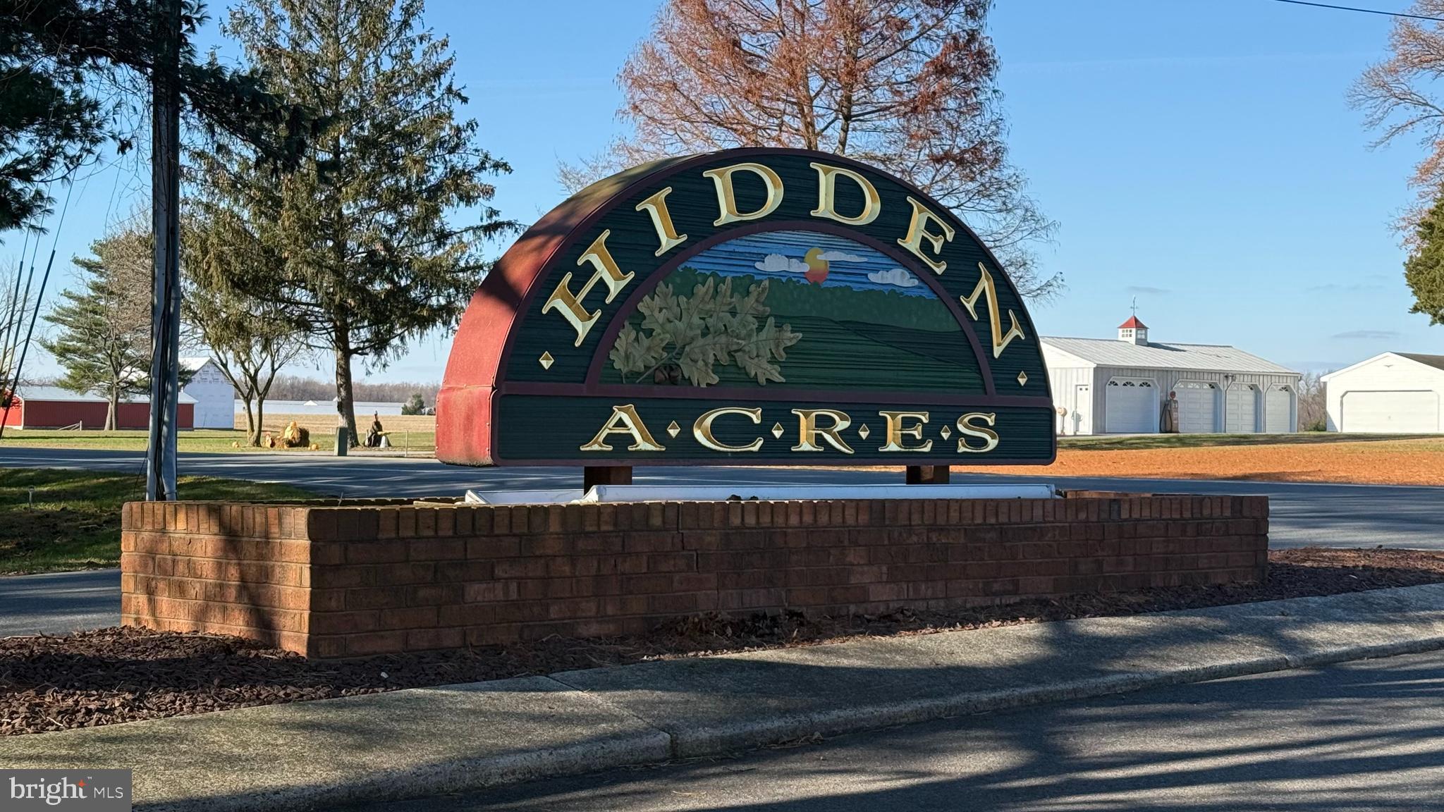 HIDDEN ACRES - Residential