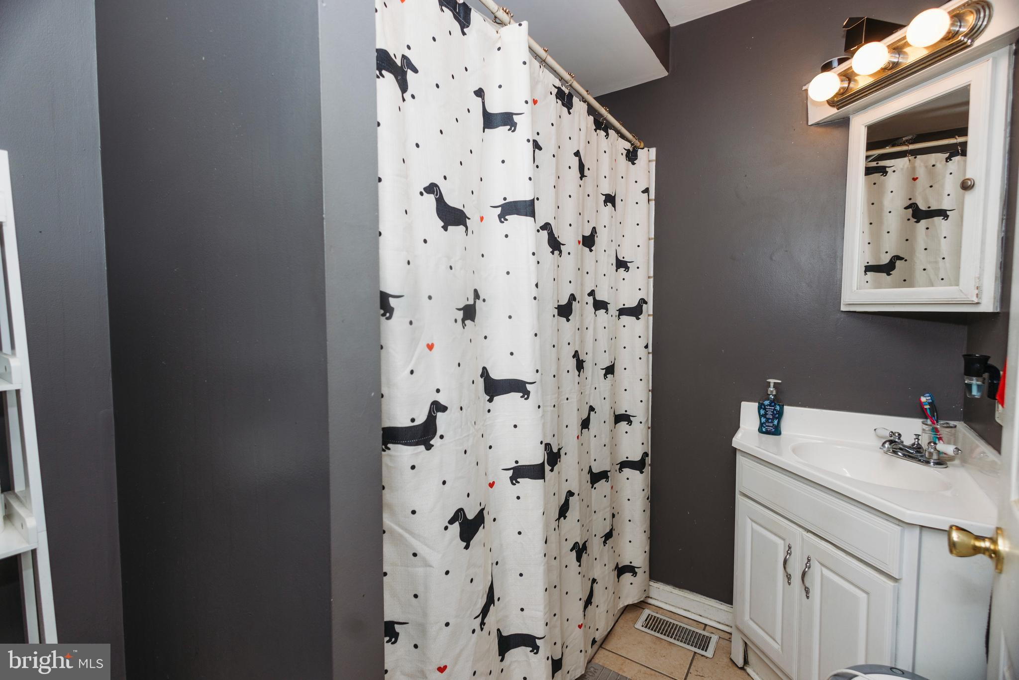 WHITMAN - Residential