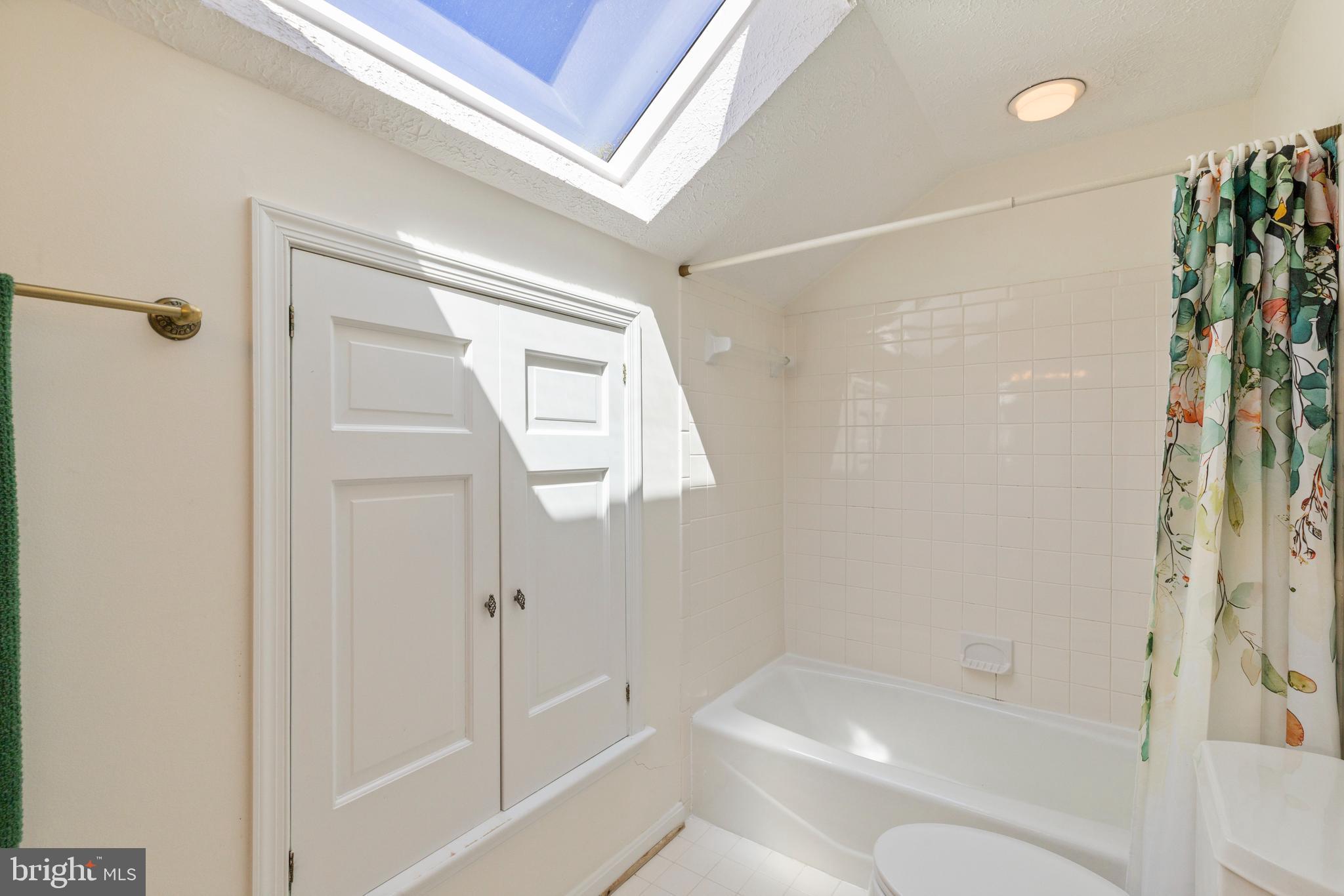 DORSEY HALL - Residential