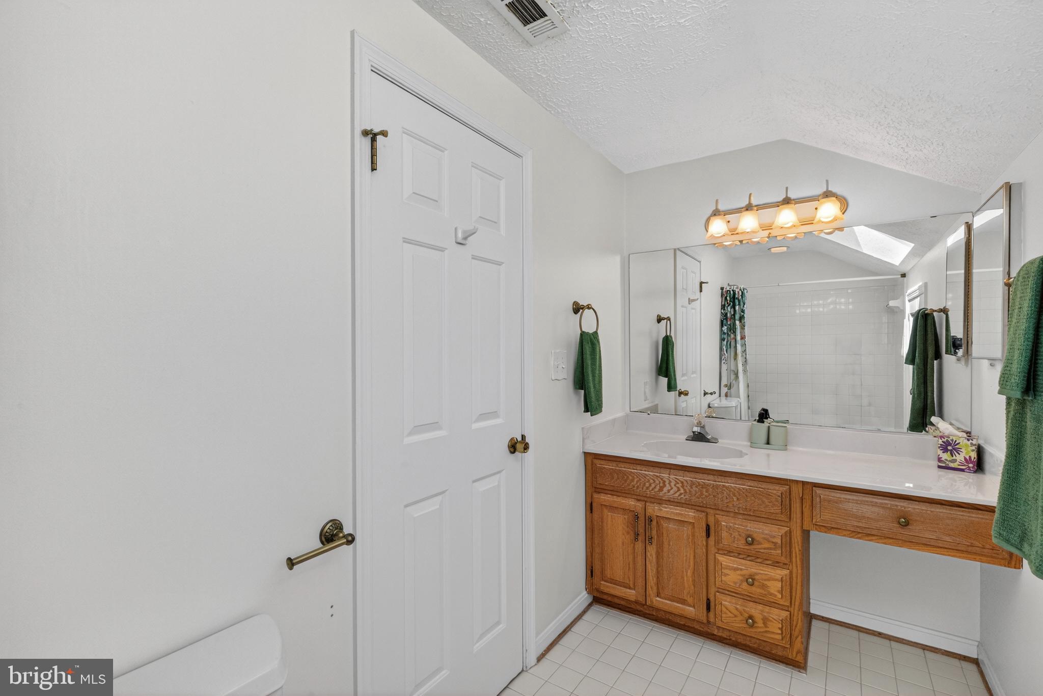 DORSEY HALL - Residential