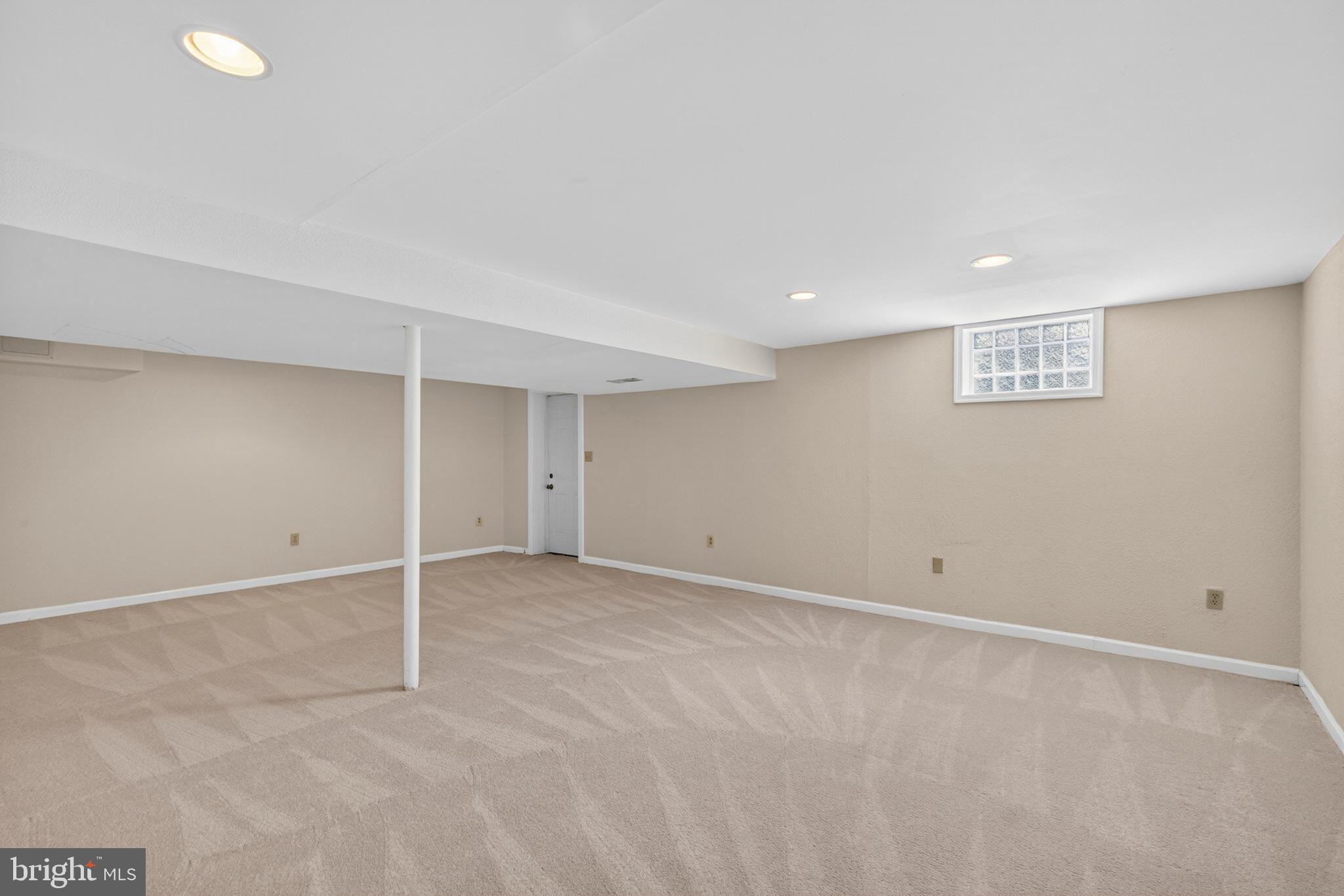 DORSEY HALL - Residential