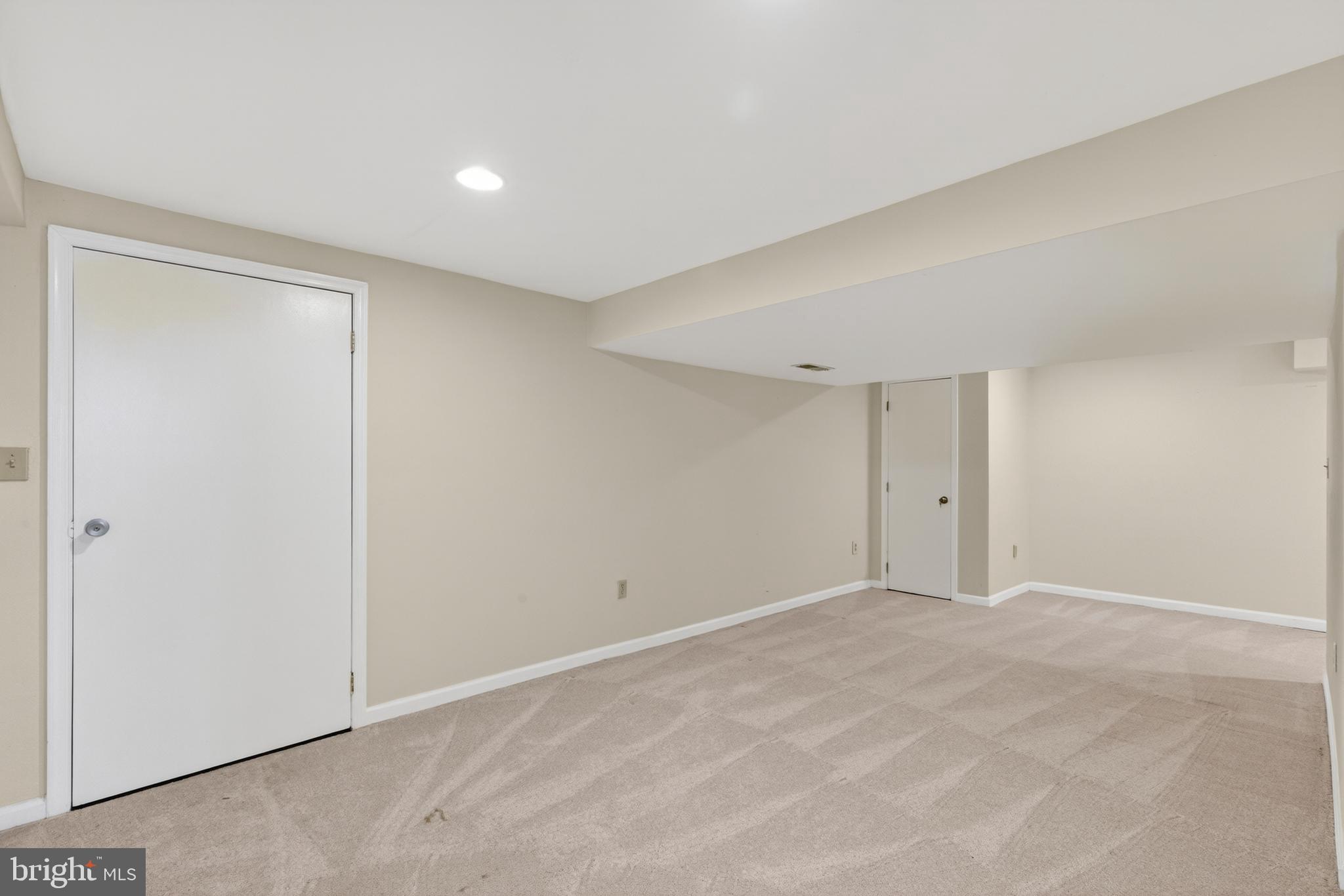 DORSEY HALL - Residential