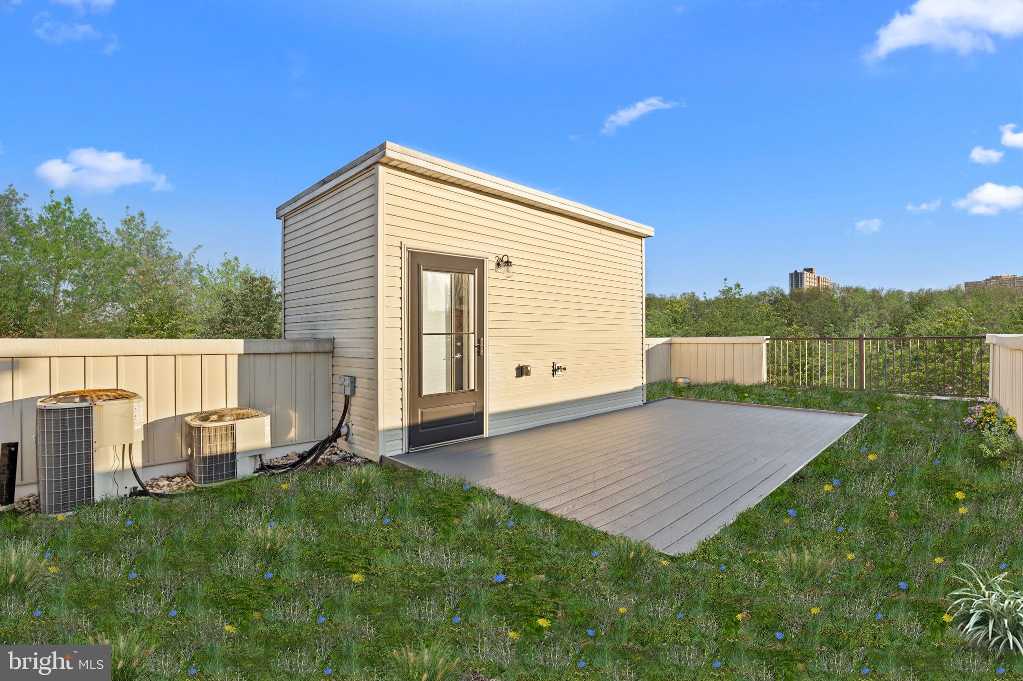 EAST FALLS - Residential