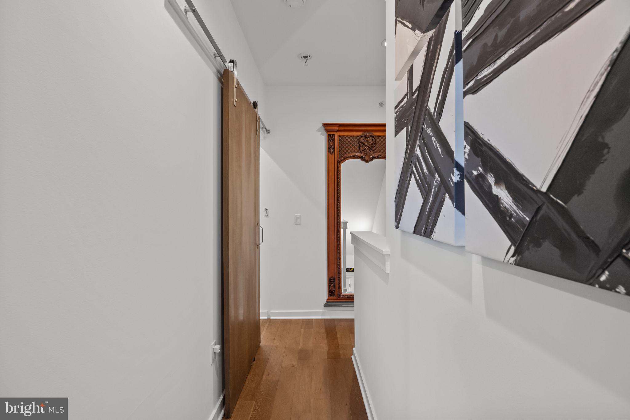 EAST FALLS - Residential