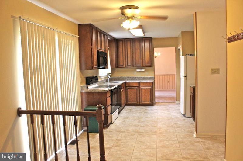 FRANKLIN FARM - Residential Lease