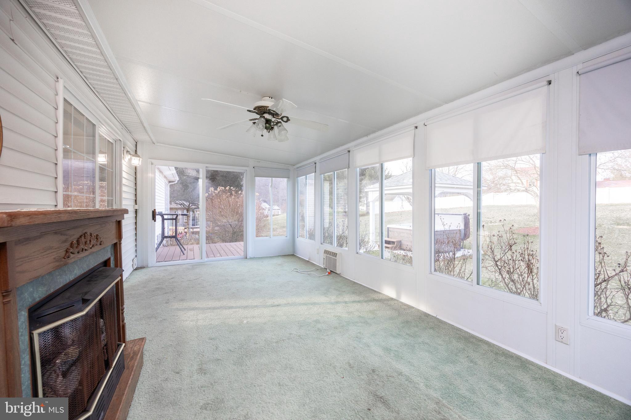 SEIDERS HILL - Residential