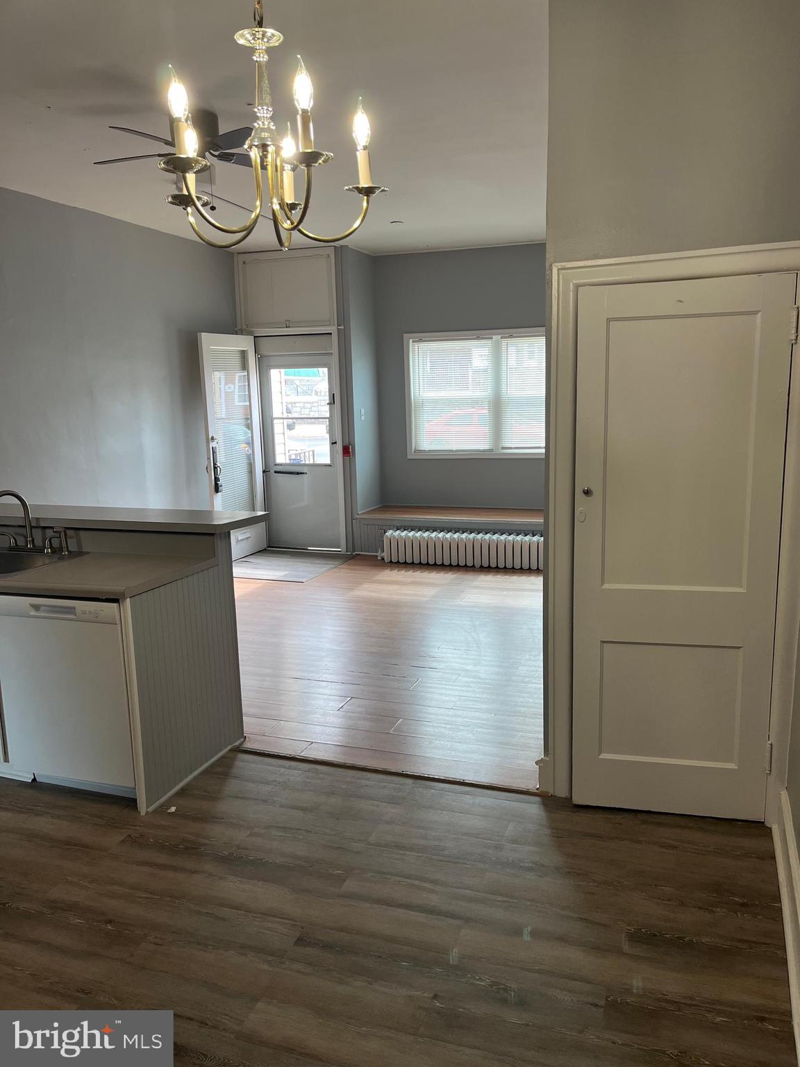 PORT RICHMOND - Residential Lease