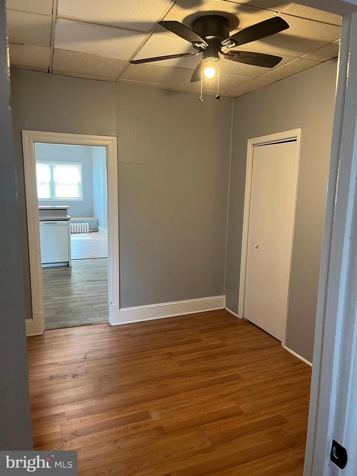 PORT RICHMOND - Residential Lease