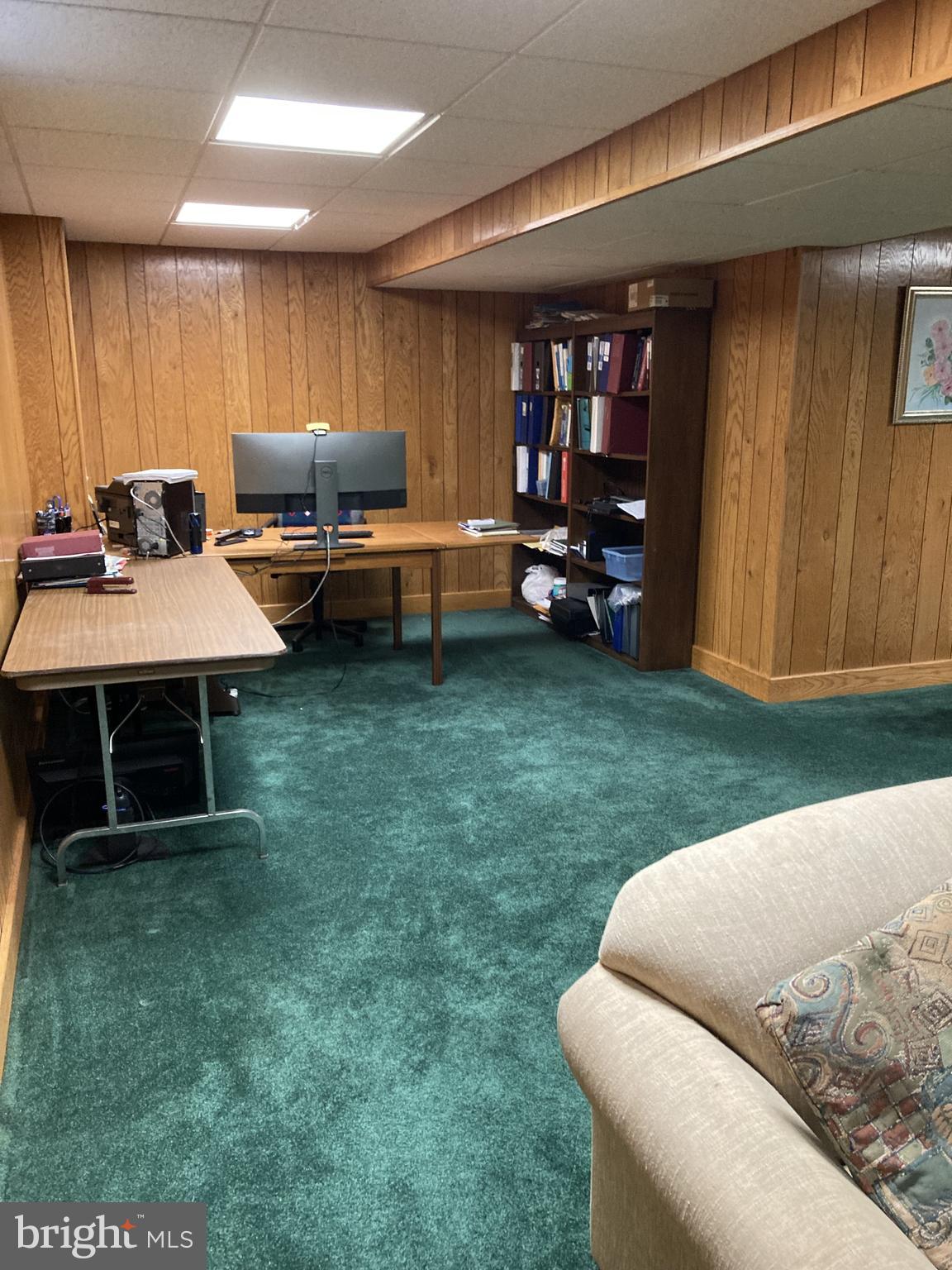 LAUREL HILLS - Residential