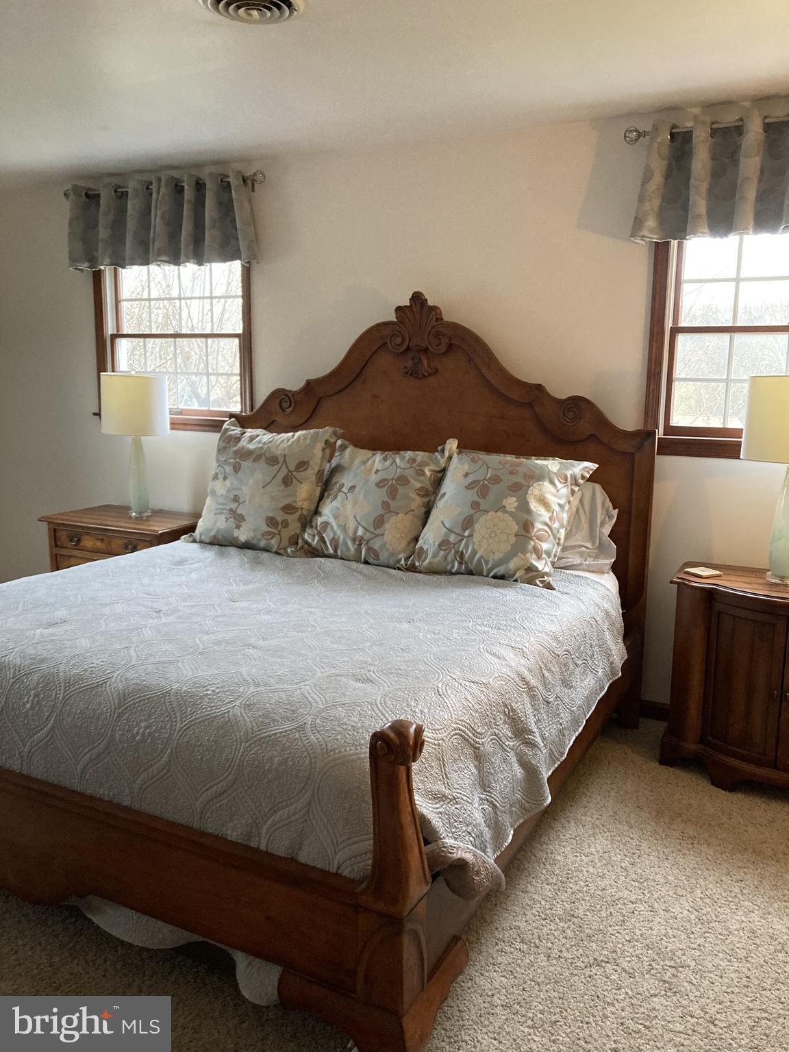 LAUREL HILLS - Residential