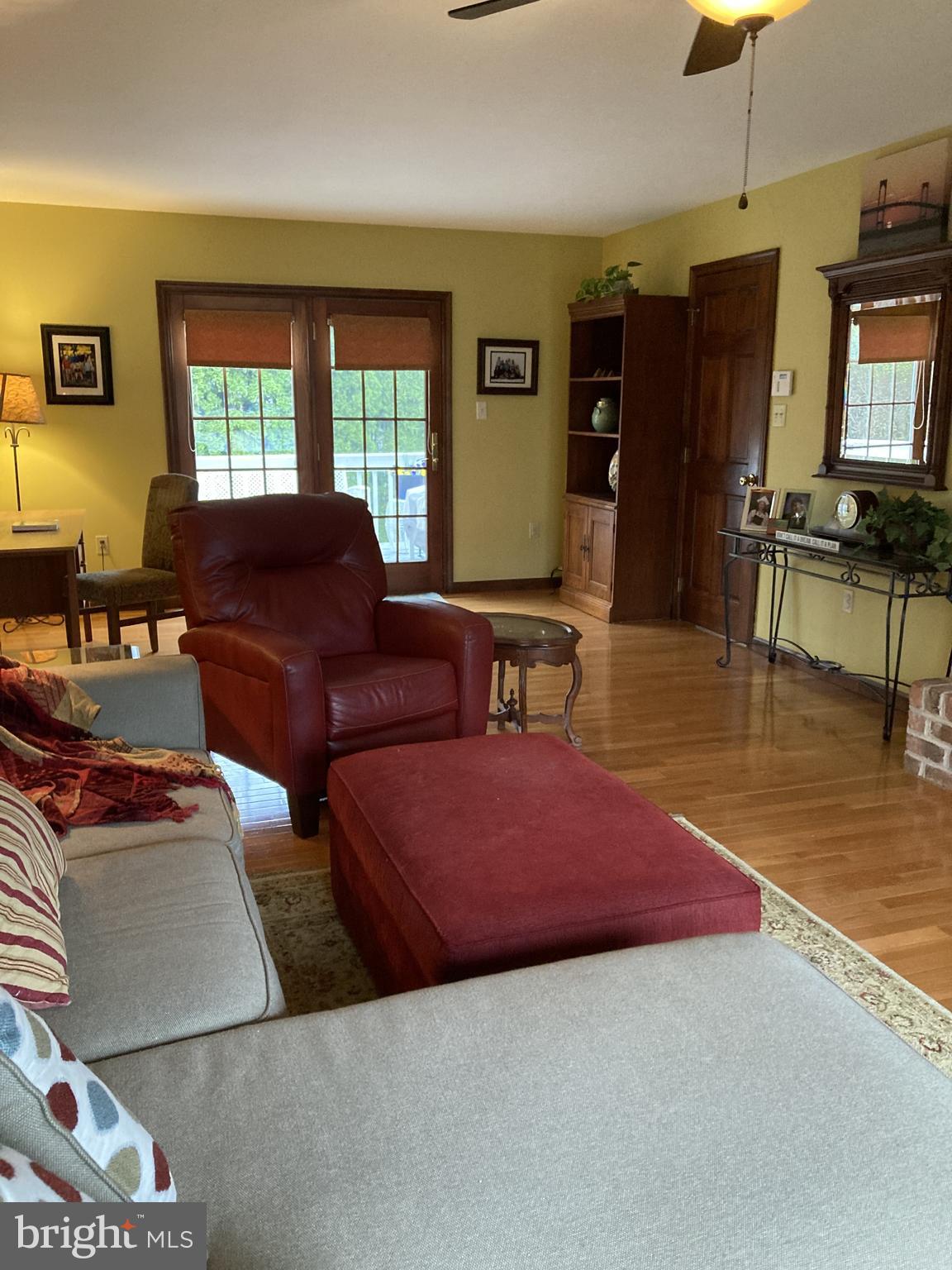 LAUREL HILLS - Residential