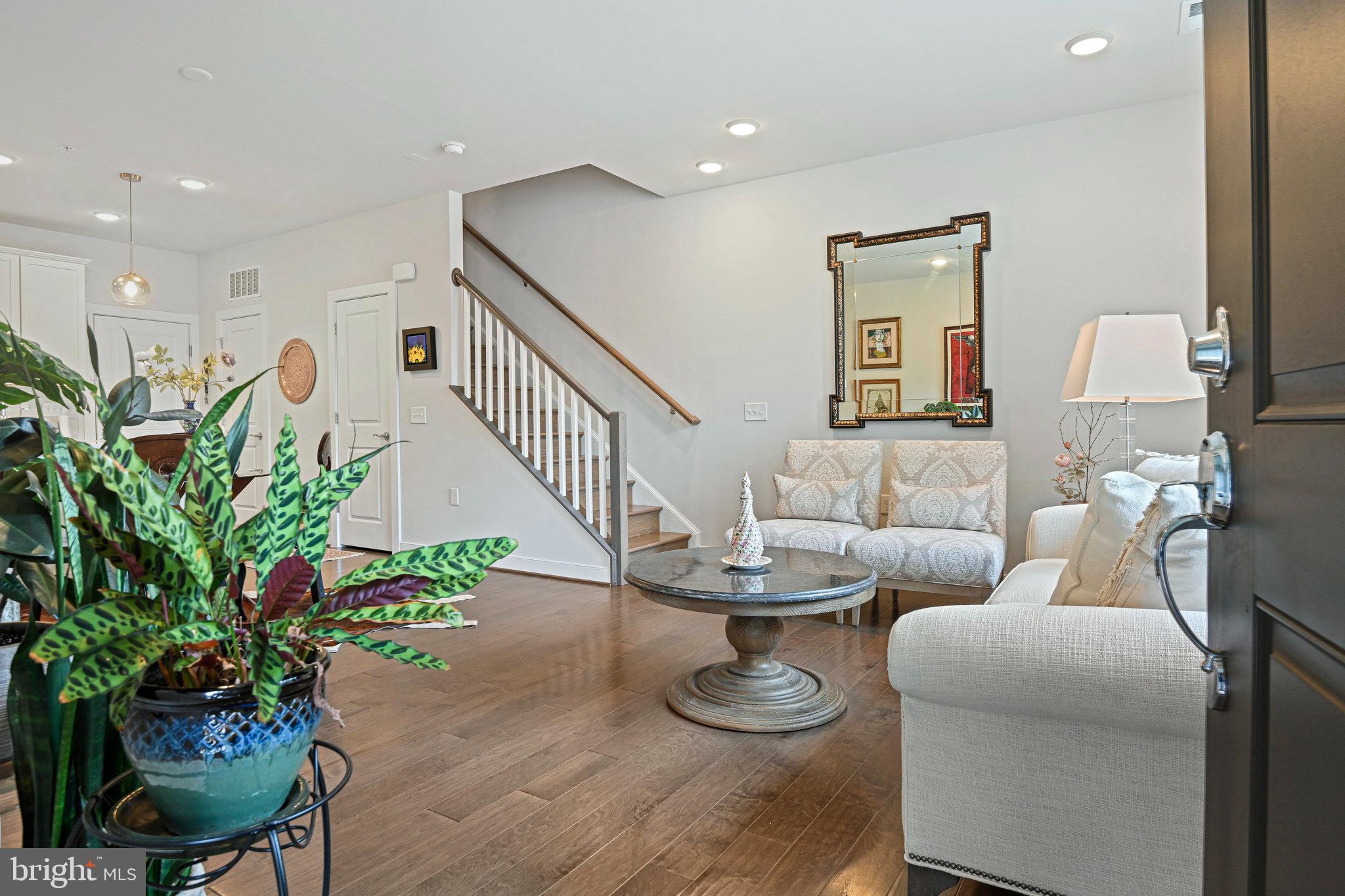 METROPARK AT ARROWBROOK - Residential