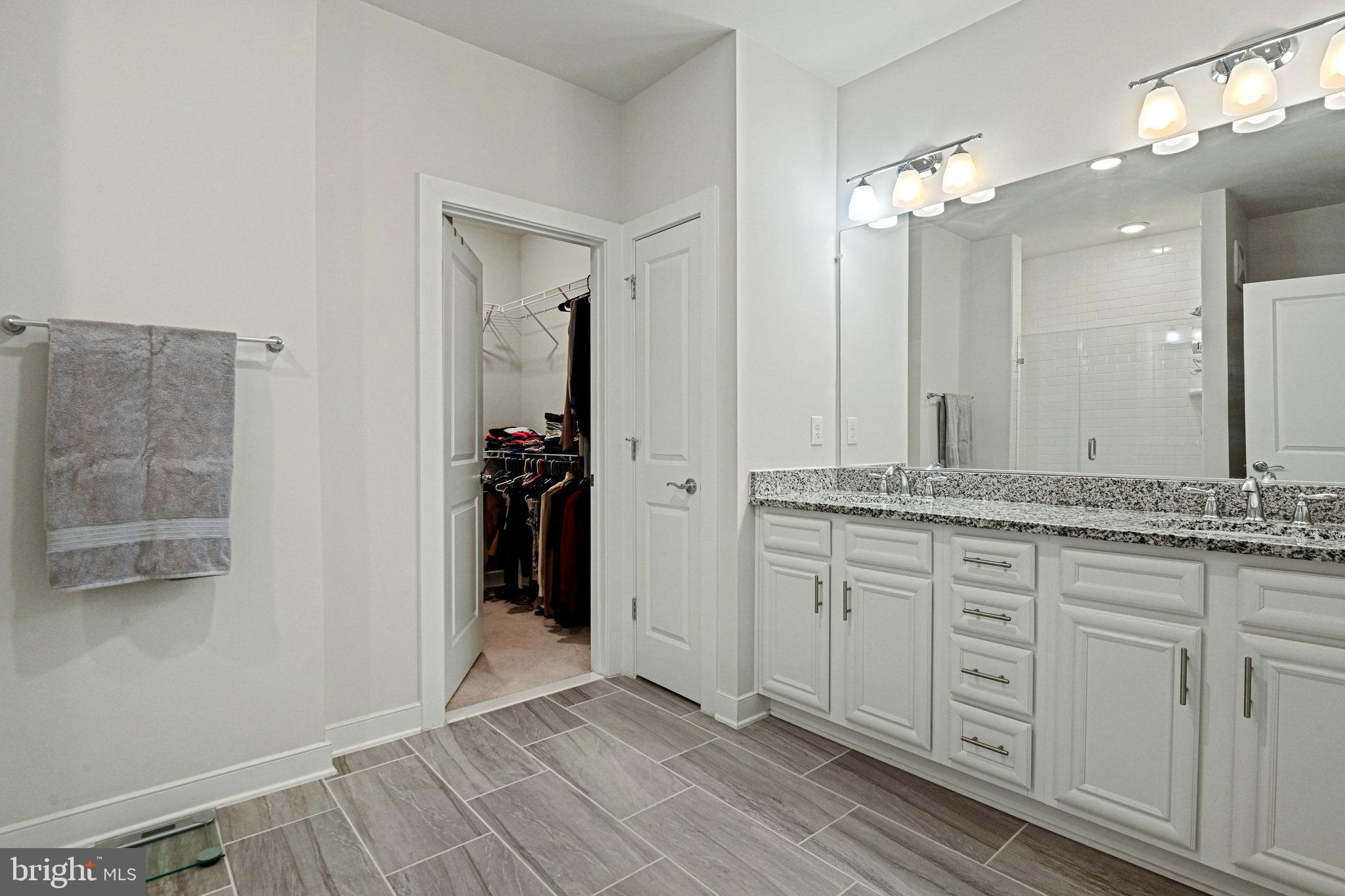 METROPARK AT ARROWBROOK - Residential