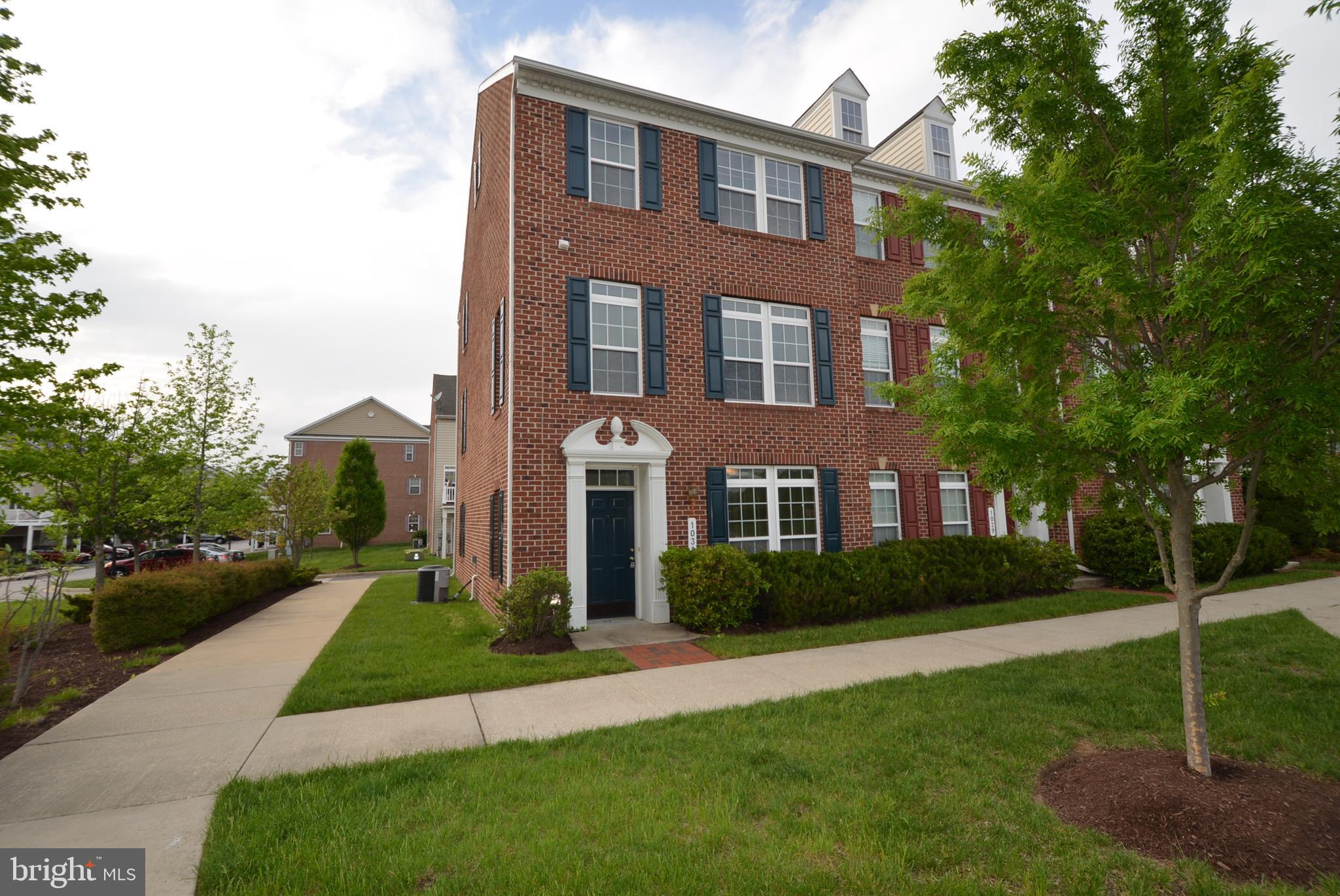 BUCKINGHAM - Residential Lease