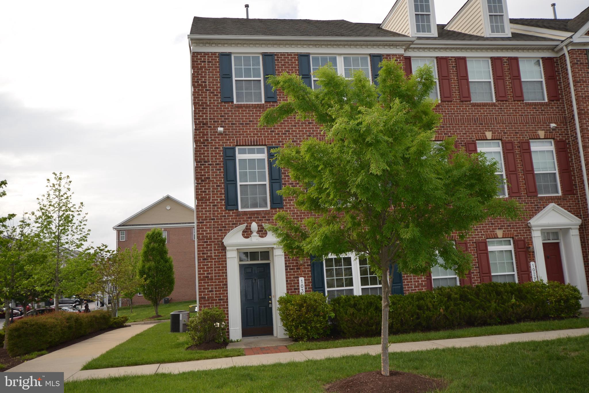 BUCKINGHAM - Residential Lease