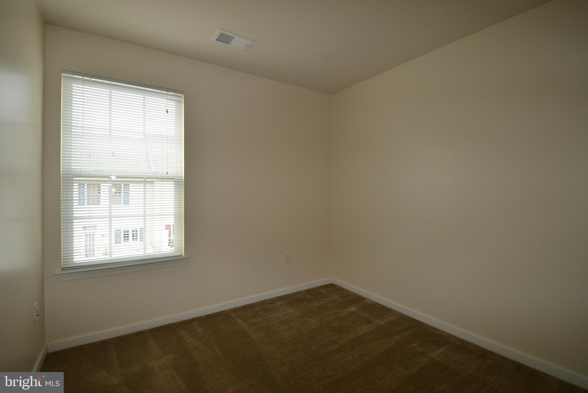 BUCKINGHAM - Residential Lease