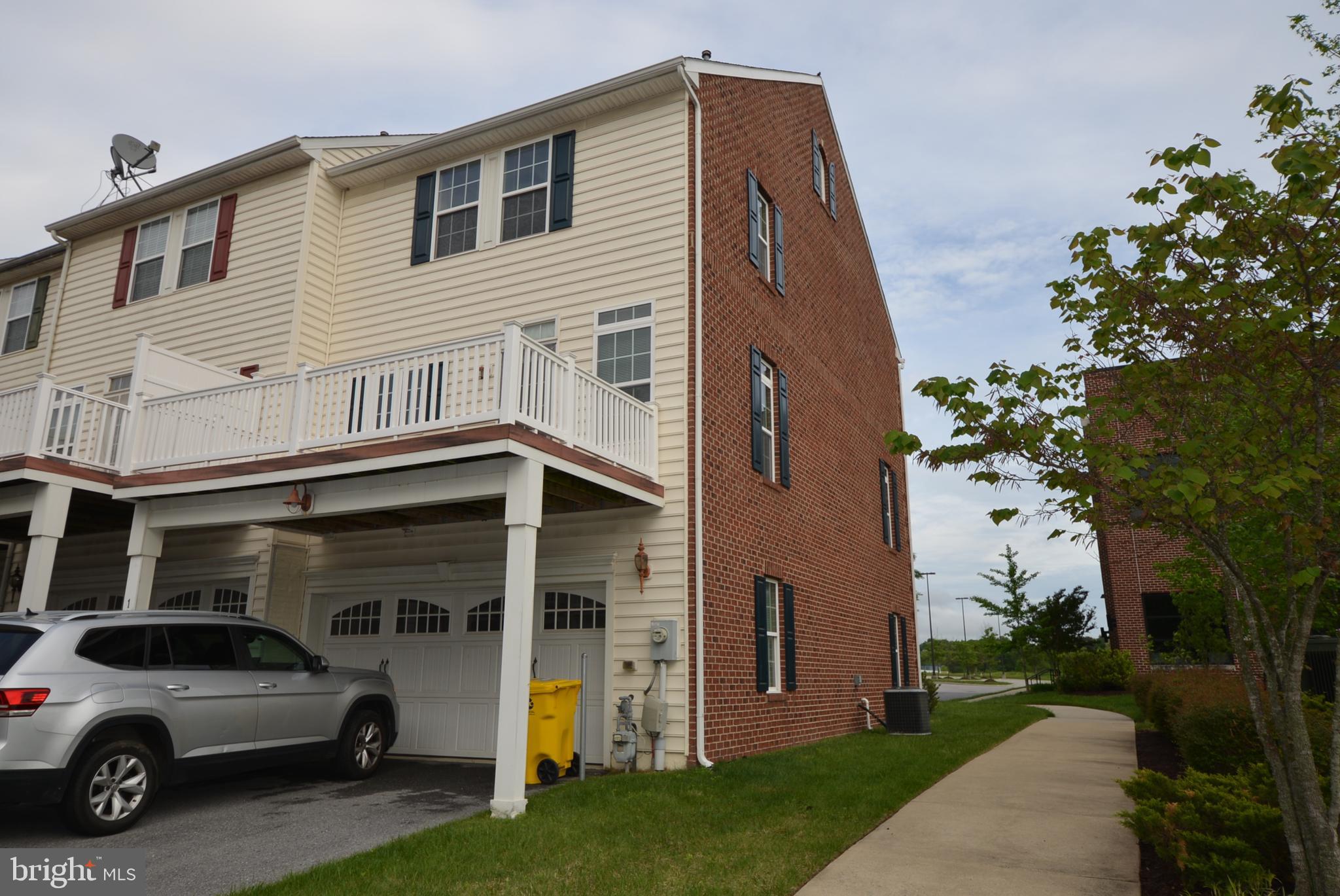 BUCKINGHAM - Residential Lease