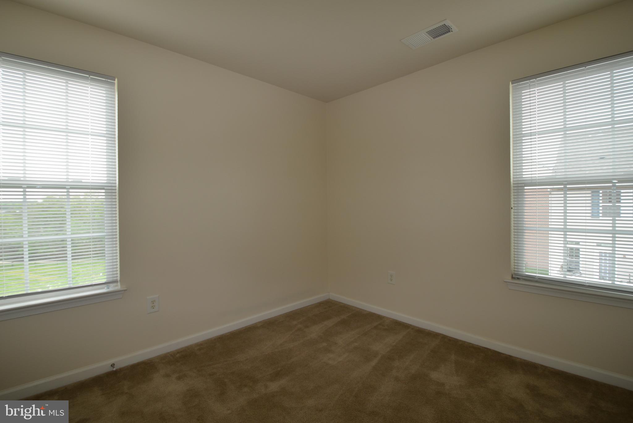 BUCKINGHAM - Residential Lease