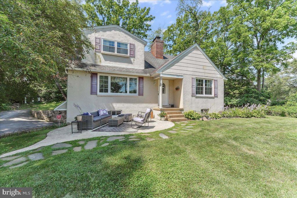 Photo of 250 Glen Mills Road, GLEN MILLS, PA 19342 (MLS # PADE2094828)