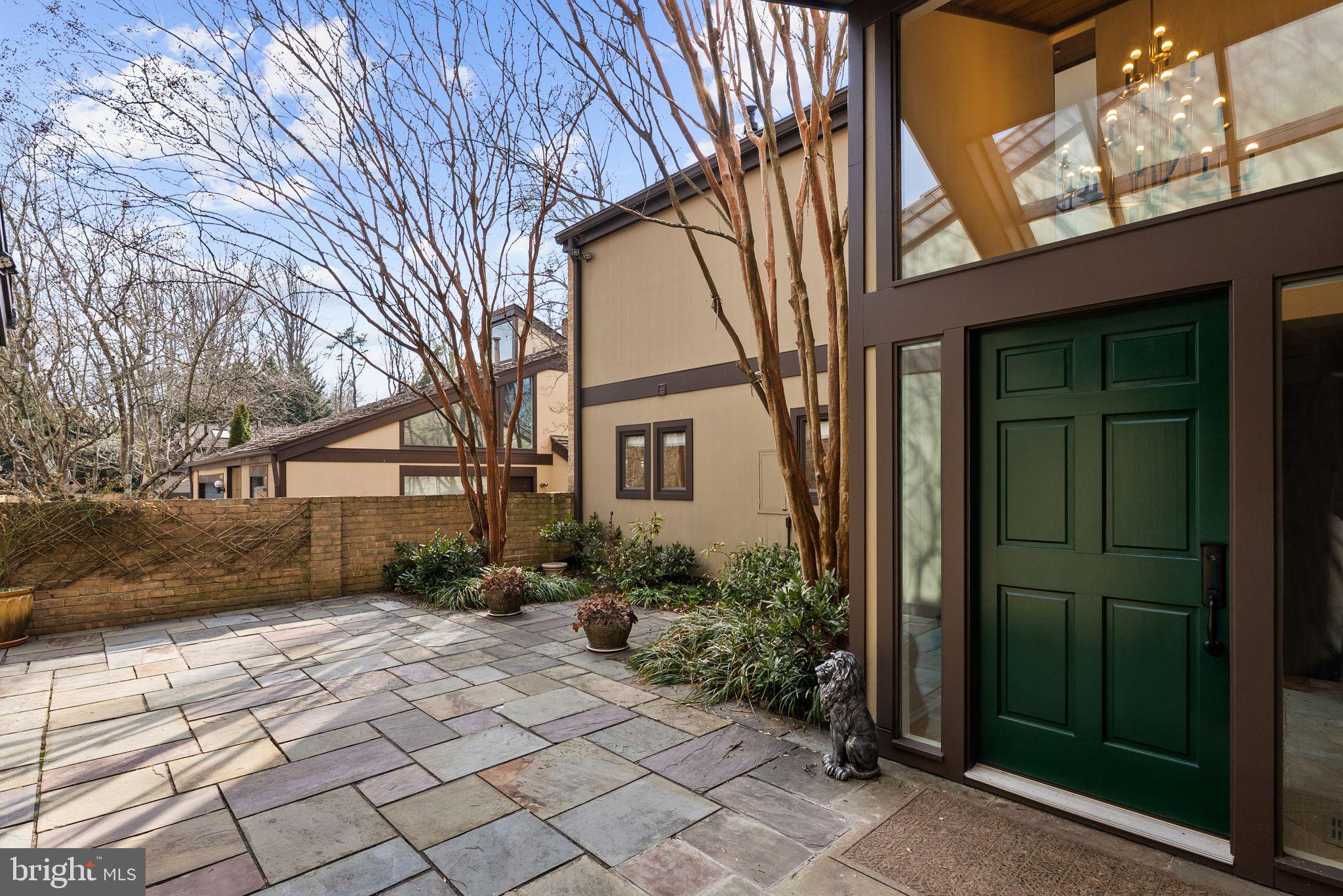 COURTS OF WYNGATE - Residential