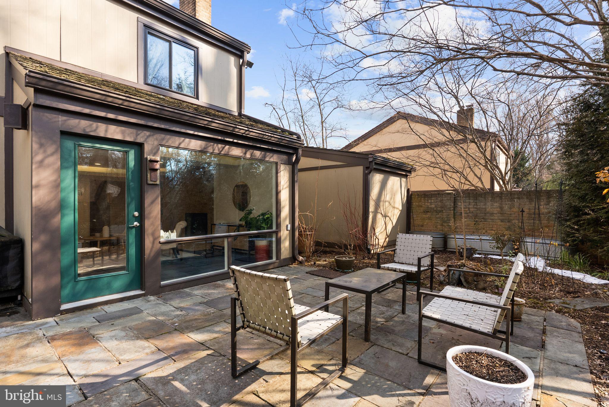 COURTS OF WYNGATE - Residential