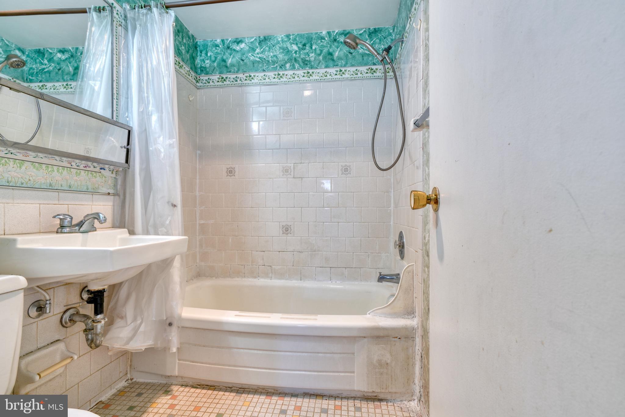 MAIDEN CHOICE VILLAGE - Residential