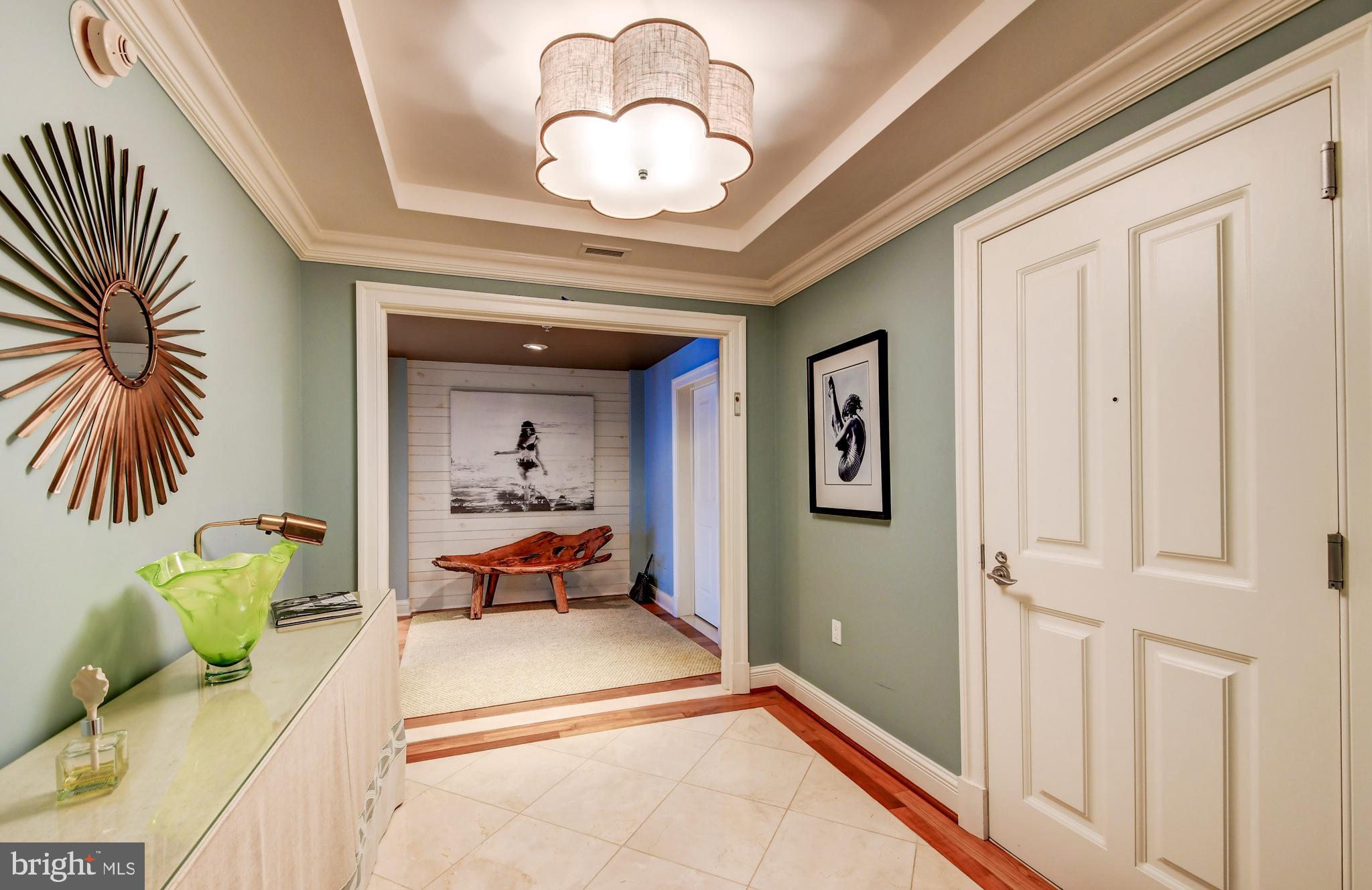 THE RITZ-CARLTON RESIDENCES - Residential