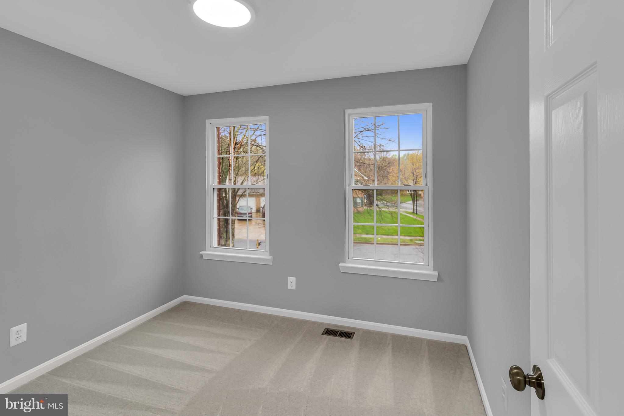 CAMELOT - Residential