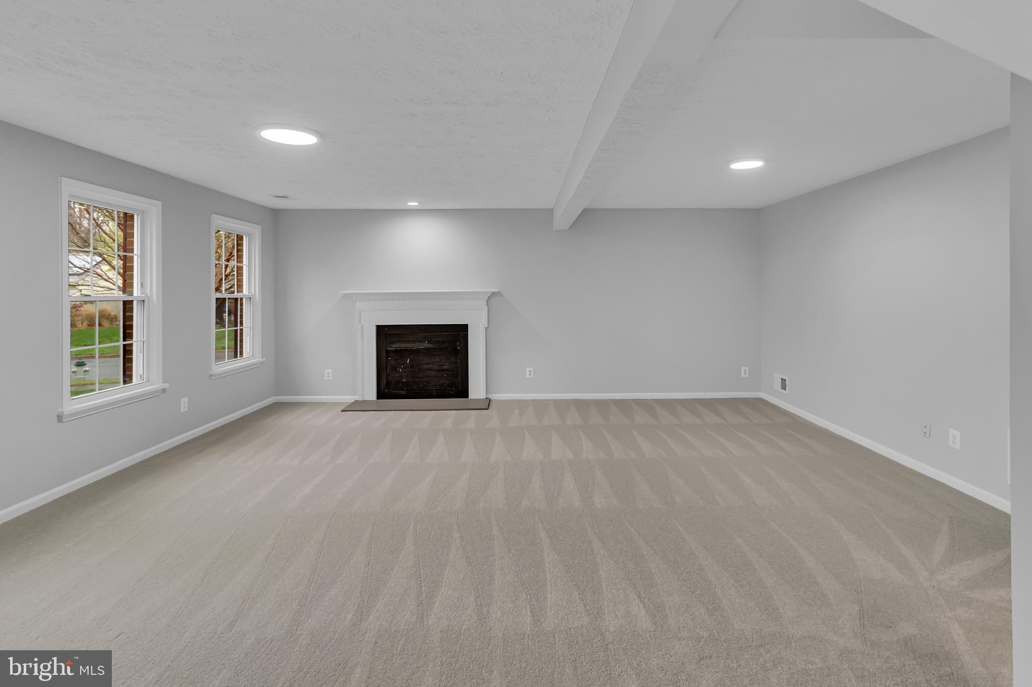 CAMELOT - Residential