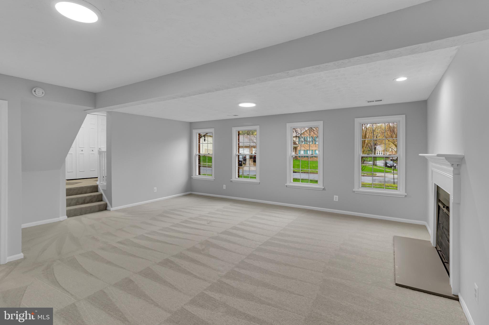 CAMELOT - Residential