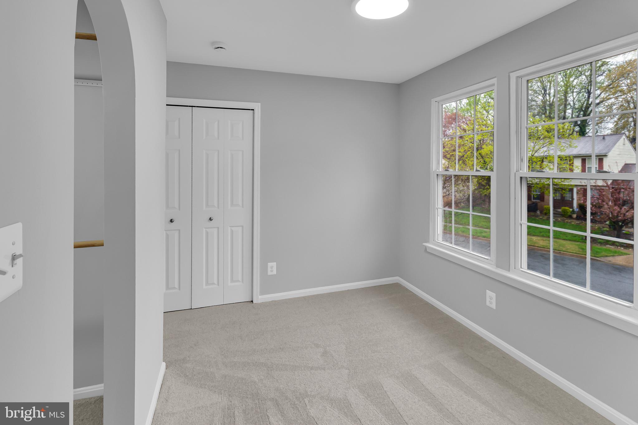 CAMELOT - Residential