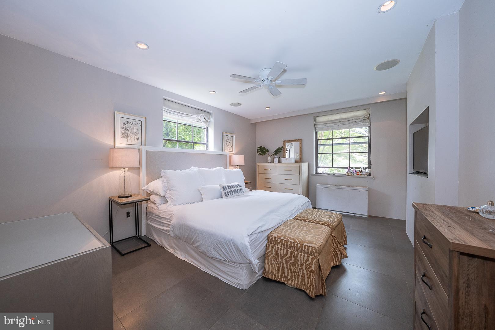 HUNTER HOUSE - Residential