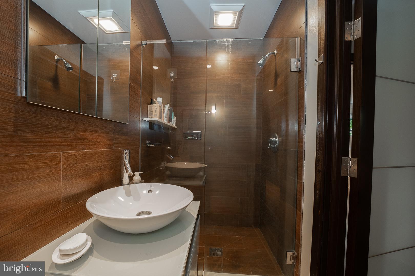 HUNTER HOUSE - Residential