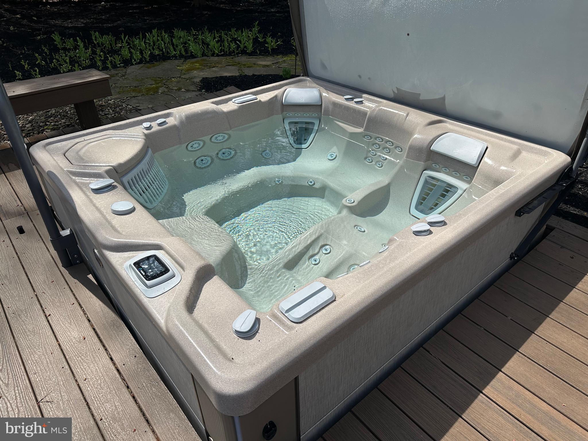 PARK FOREST VILLAGE - Residential